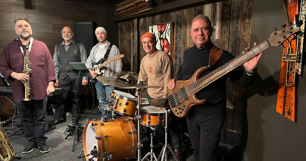 Hyusnunts and friends Hyusnunts and friends